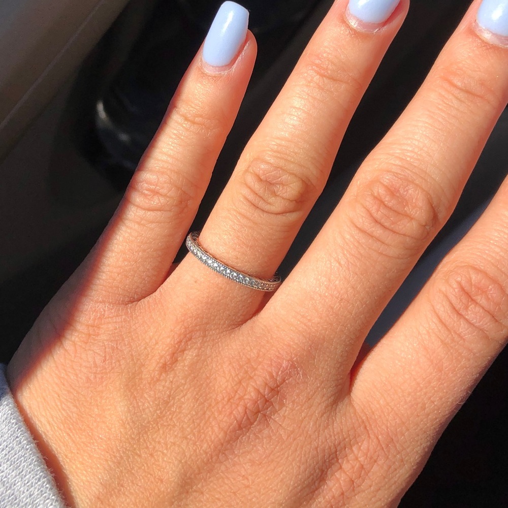 AUTHENTIC Pandora Radiant Hearts Ring